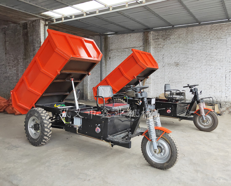 礦用電動翻斗車出口持續進行中 礦用電動翻斗車出口持續進行中